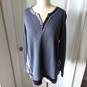 Soft Surroundings Slate Gray Waffle Weave & Crushed Velvet Top